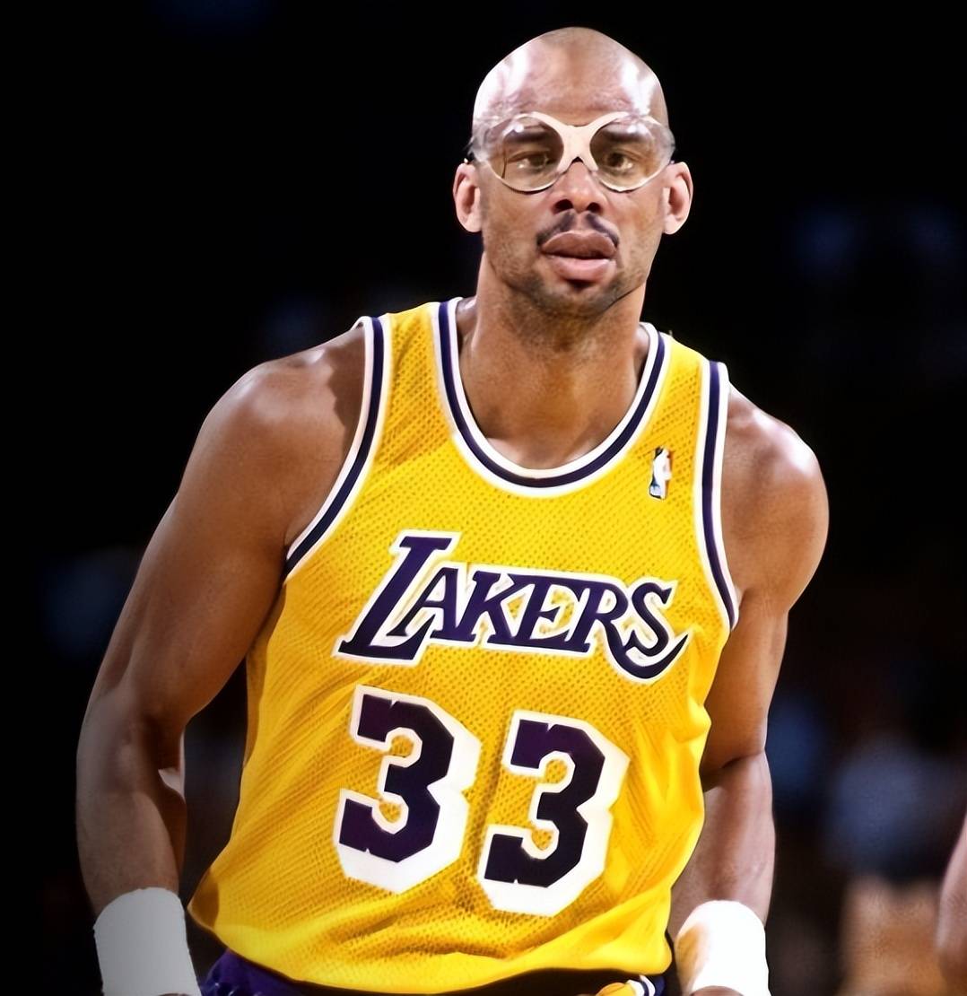 从被嘲笑到被尊重（嘲笑终成尊重）