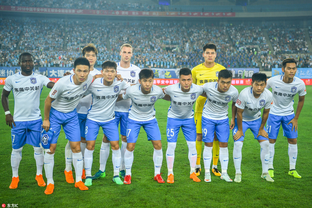 当选皇马10月队内最佳球员，居莱尔：希望本赛季赢得所有奖杯（荣膺皇马十月最佳，居莱尔：本季力争囊括全部冠军）