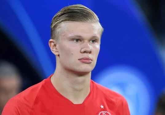 梅西：西法英巴德都是世界杯夺冠热门，但阿根廷不会停止竞争（梅西称西、法、英、巴、德皆为世界杯夺冠热门，阿根廷仍将奋战到底）