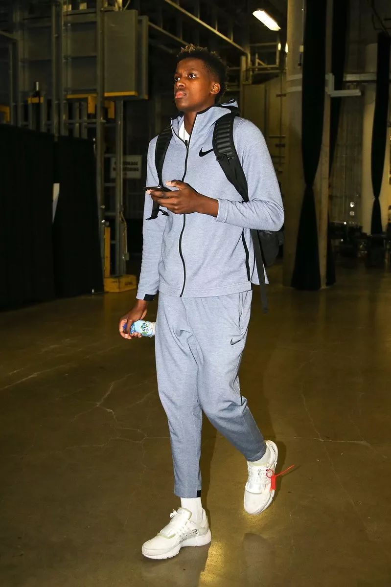 这队打得太有血性了（这队打得太硬气了）