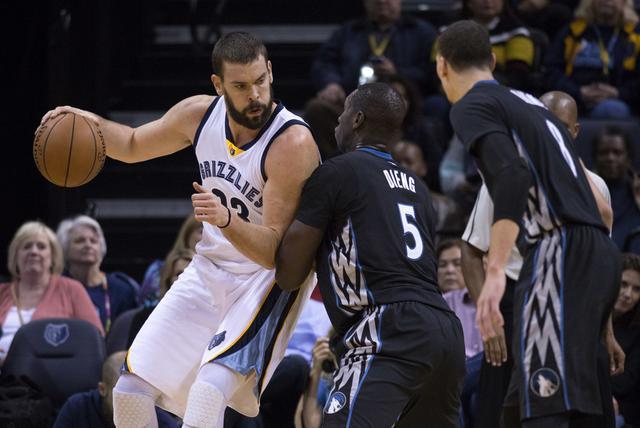 老鹰伤病名单：波尔津吉斯&特雷&杨等4人将缺席今日战骑士（老鹰今日战骑士：波尔津吉斯、特雷·杨等4人因伤缺阵）