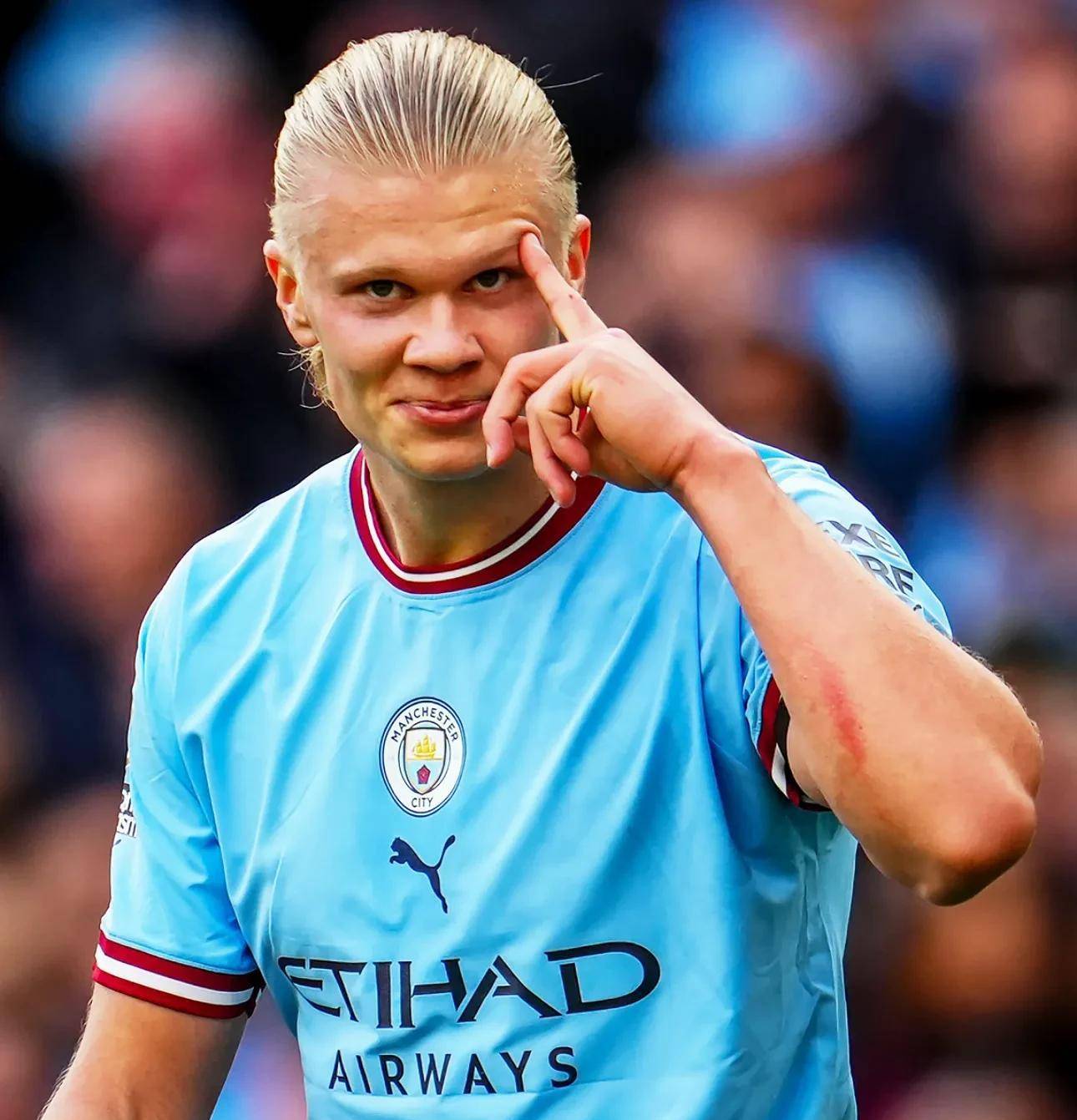 36岁中国短跑名将苏炳添社媒发布长文，宣布自己正式退役（苏炳添36岁在社交平台以长文告别赛场，官宣退役）