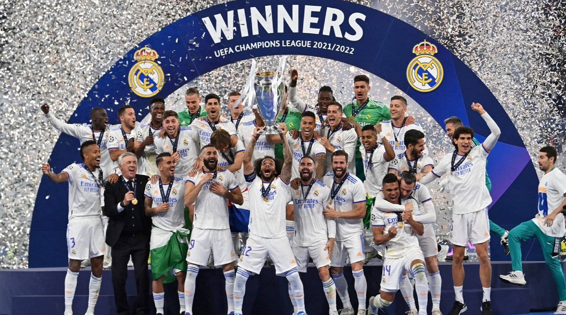 本赛季仅快船在三节结束落后时没赢过球，共计0胜14负（本季仅快船三节落后未曾翻盘：0胜14负）