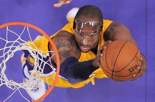 维尼修斯已遭遇各项赛事连续15场进球荒，近2个月0球2助攻（维尼修斯近况低迷：各项赛事连续15场未破门，近两个月0球2助攻）